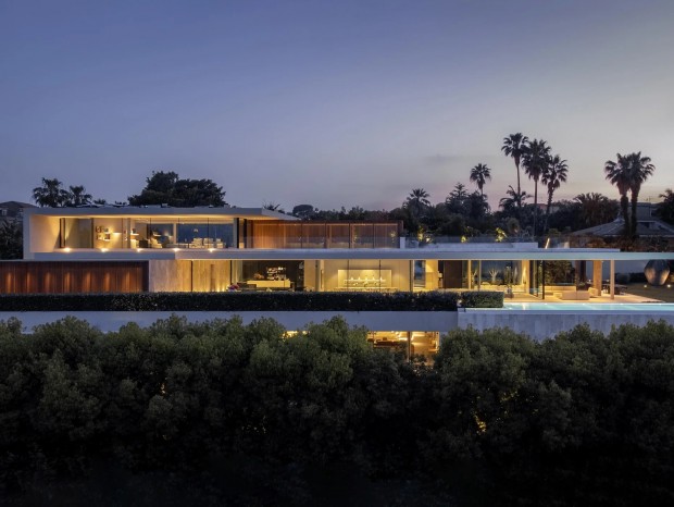 Antonio Iraci--One House������