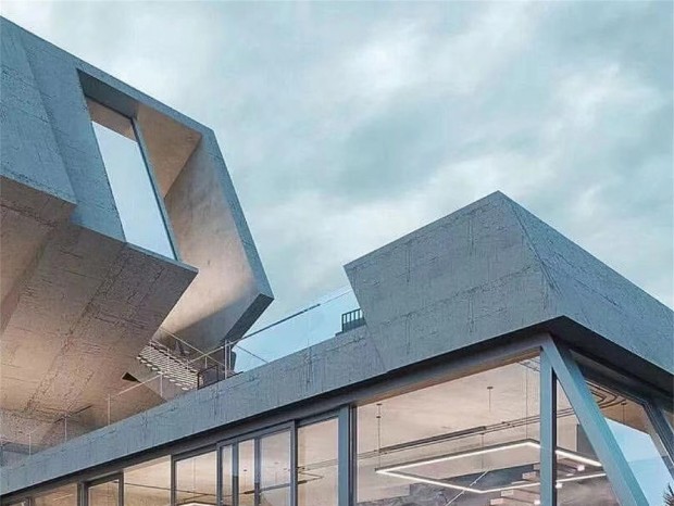 �������//