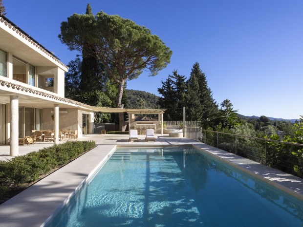 Alejandro Gimenez Architects | Villa Cascada Camojan