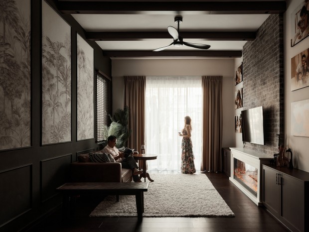 RENOSTUD IO | A Colour-Filled Colonial Safari Home