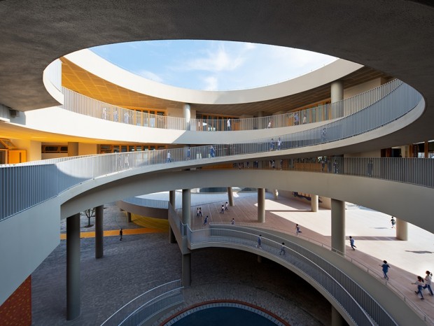 URBANUS | ң¿ͼԺ˫ѧУ