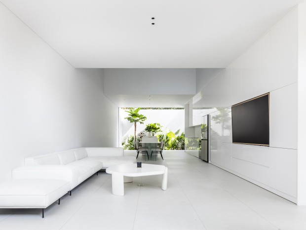 23o5Studio  | F10 House