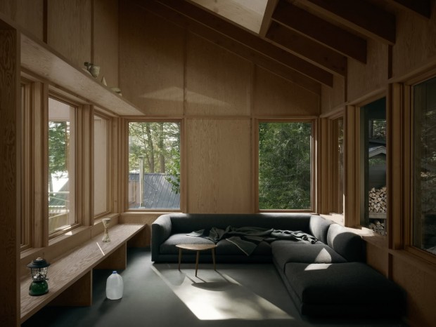 Anya MoryoussefحSmoke Lake Cabin