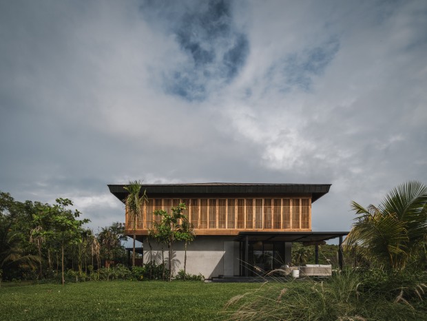 We Design StudioSalt Pan House