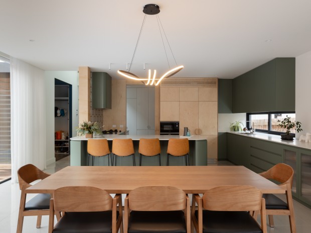 R ARCHITECTURE | MAHOGANY HOUSE