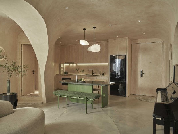 ���߸��ռ�������Ӿ�����֮��