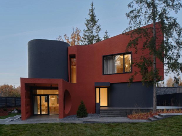 Built Architecture | Lisichkin Les House