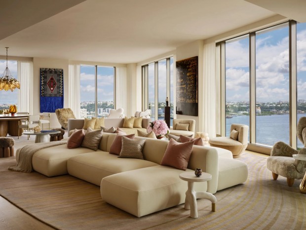 Kelly Behun | Mahnattan Apartment��