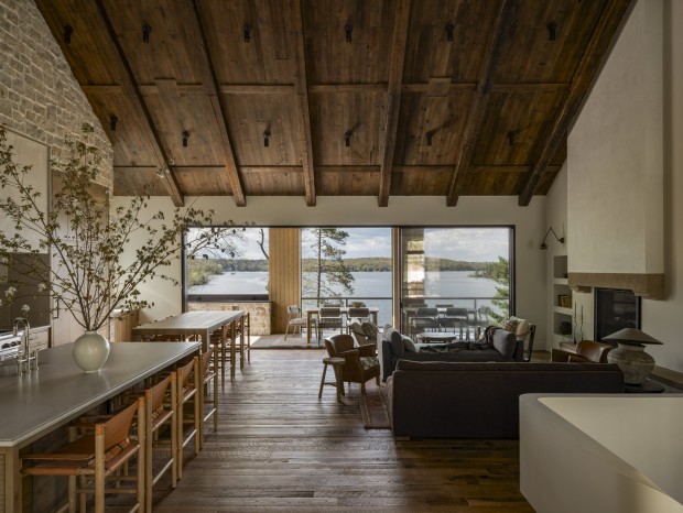 Henri InteriorsحGull Lakeresidence