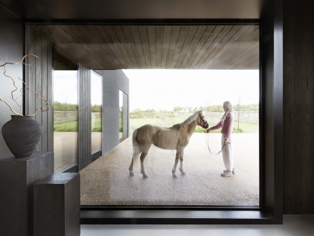 Roisin LaffertyحThe Stables