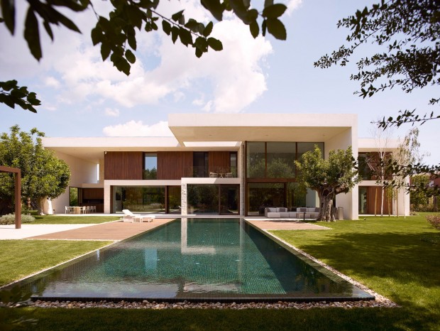 Ramn EsteveحDels Vents House