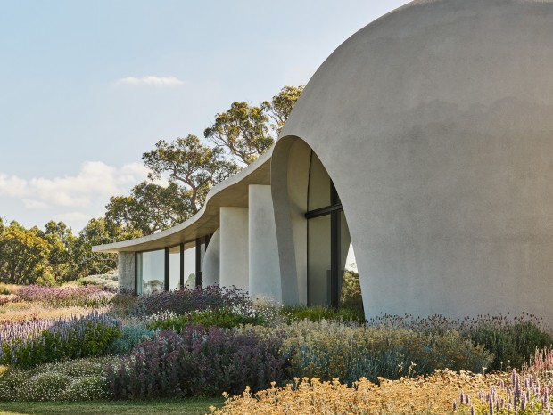 Leeton Pointon | House on a hill