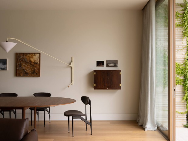 By Mysa | Silver House