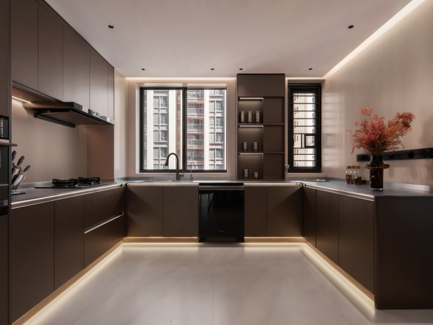 ����ռ��豹⡤���ᣨ�»��ǣ�