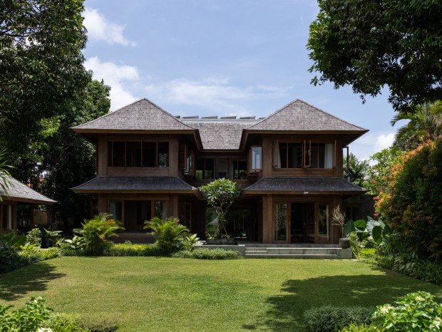 ����Ȼ�����ںϵ����������լ