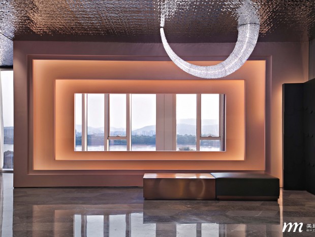 �����¿ռ䡿�ִ�ʱ��������Ļ�����ײ