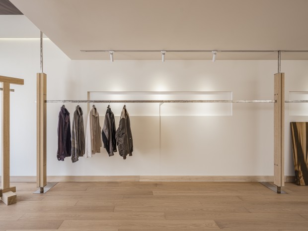 One-AftrحJiyongkim Hannam Flagship Store