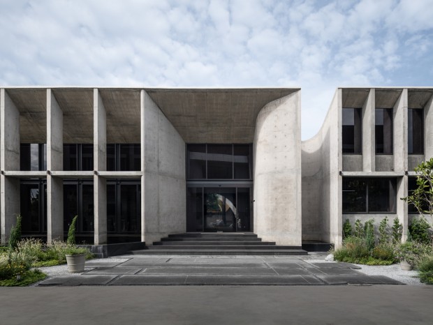 Studio Krubka | Novolife Headquarters Office