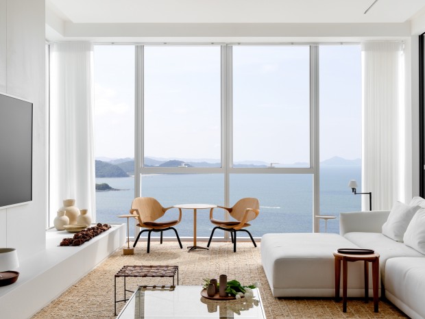 Simara Melo | Penthouse with 360�� Ocean Views