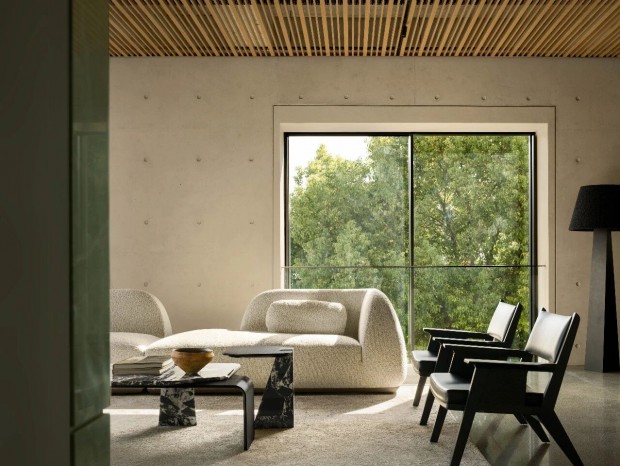 SLEEK x ά����� | �Ϻ�˹���չ��