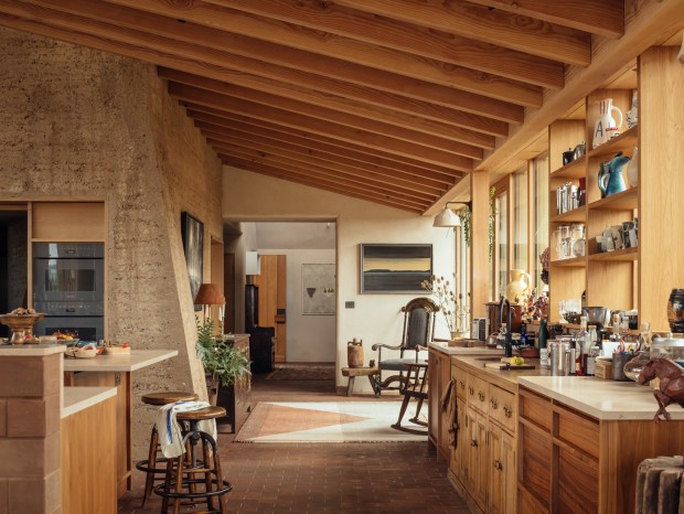 Tuckey Design Studio | Rammed Earth House
