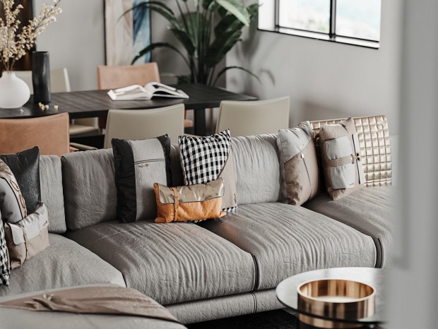 �ʸ��ִ�������ɫ�ʵ���Ծ��ÿ��ϸ�ڶ���������ǰһ����