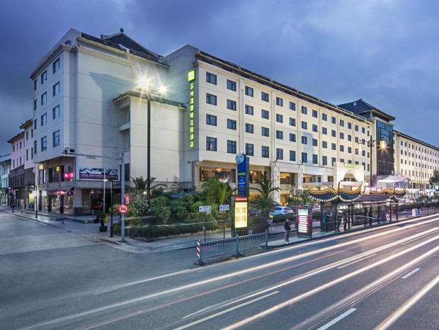 ԰�ַ����µ�ķ��԰�Ƶ���Ʒ���