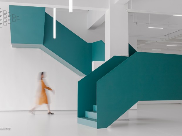 至美青绿遇姜黄，蜿蜒曲折舞线条｜工装空间实景拍摄案例分享|CCP建筑空间摄影