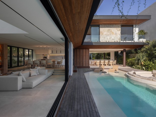 �ִ��������Ȼ�����լ~���������²���ļң�