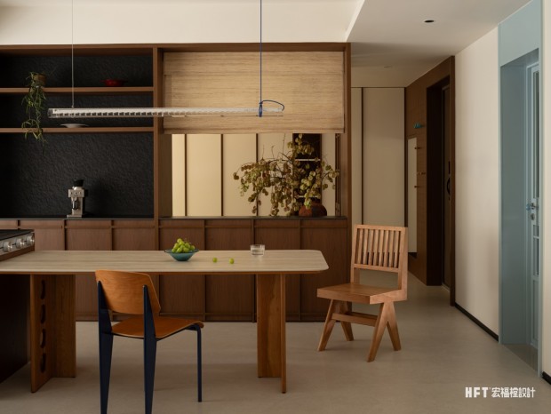 긣ʵ | Ȼ130Oװ죬һн뻧ҡ