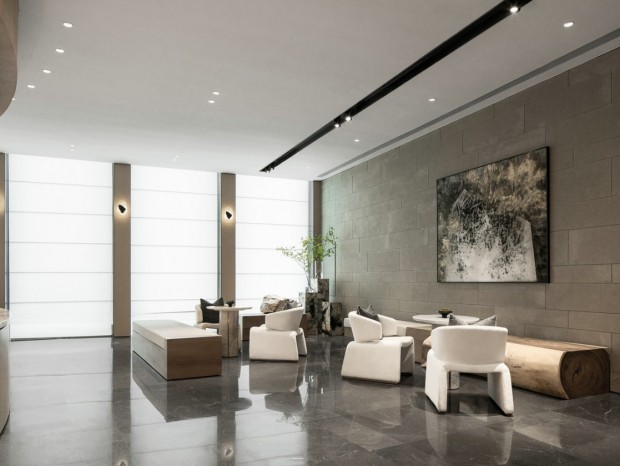 ��¥�����ʸ������е��ں�