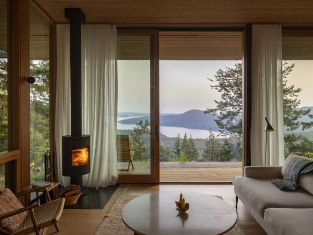 Heliotrope Architects | Hillside Residence