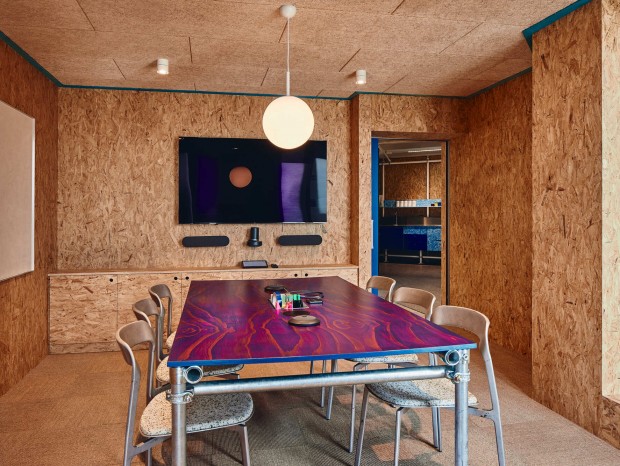 ������ƹ����� / studio edwards��