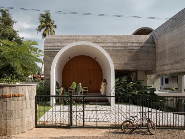 Encasa Archstudio| Vault House