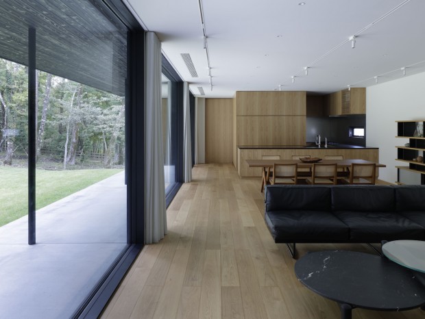 CASE-REAL | House in Yamanakako