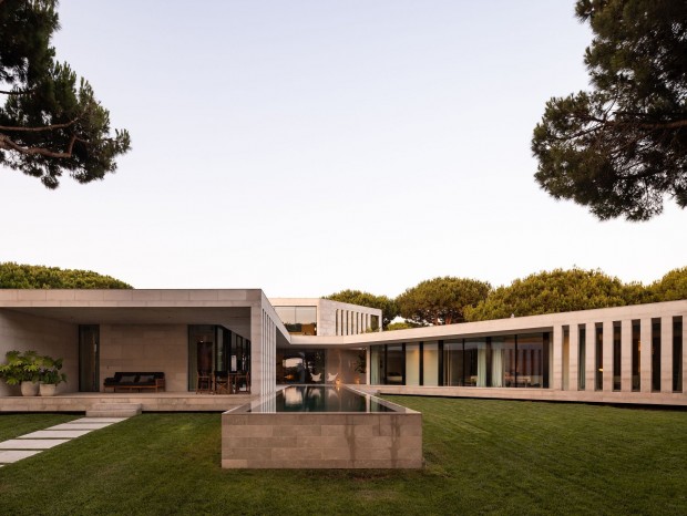Joao Tiago Aguiar, arquitectos | V House
