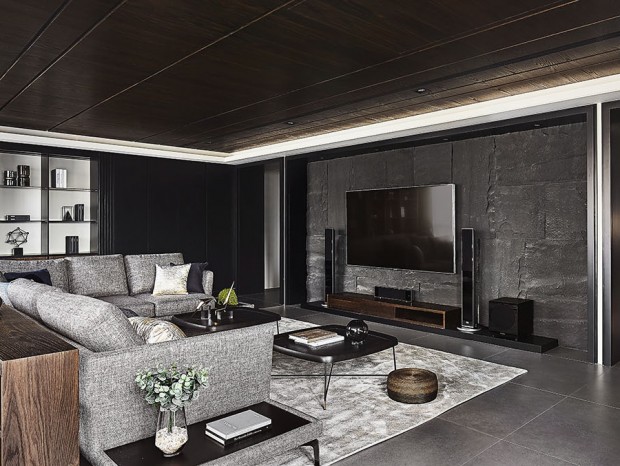 �ڰ׻ҿռ䣬�����ж�