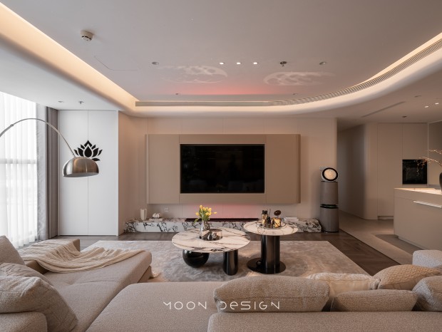 Moon Design | 120Oִ