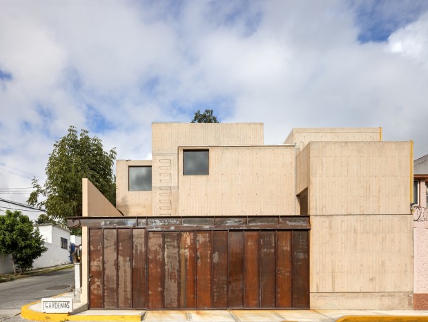 Vrtical | Casa Gardenias
